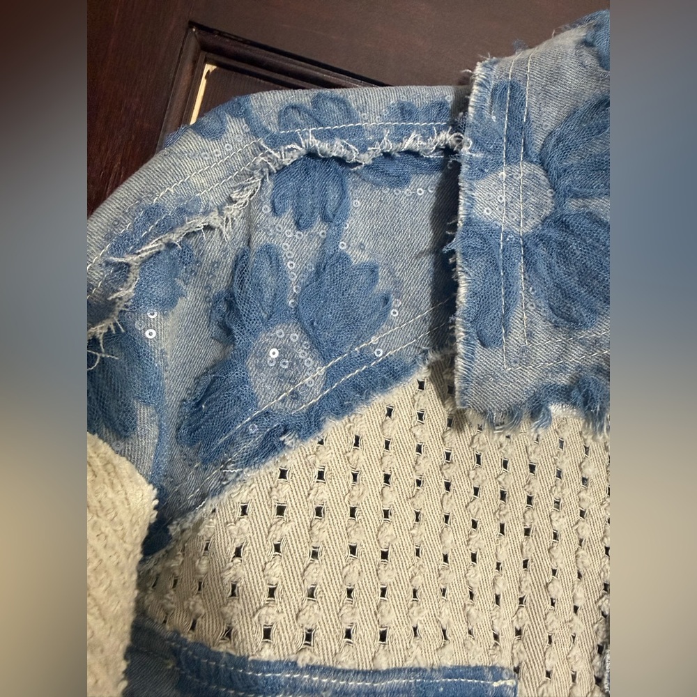 NWOT POL Textured Flower and Knit Jacket in Double Latte Multi - Picture 6 of 16
